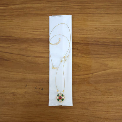 Complete pendant chain jewelry set with multicolor stones and pearl embellishments